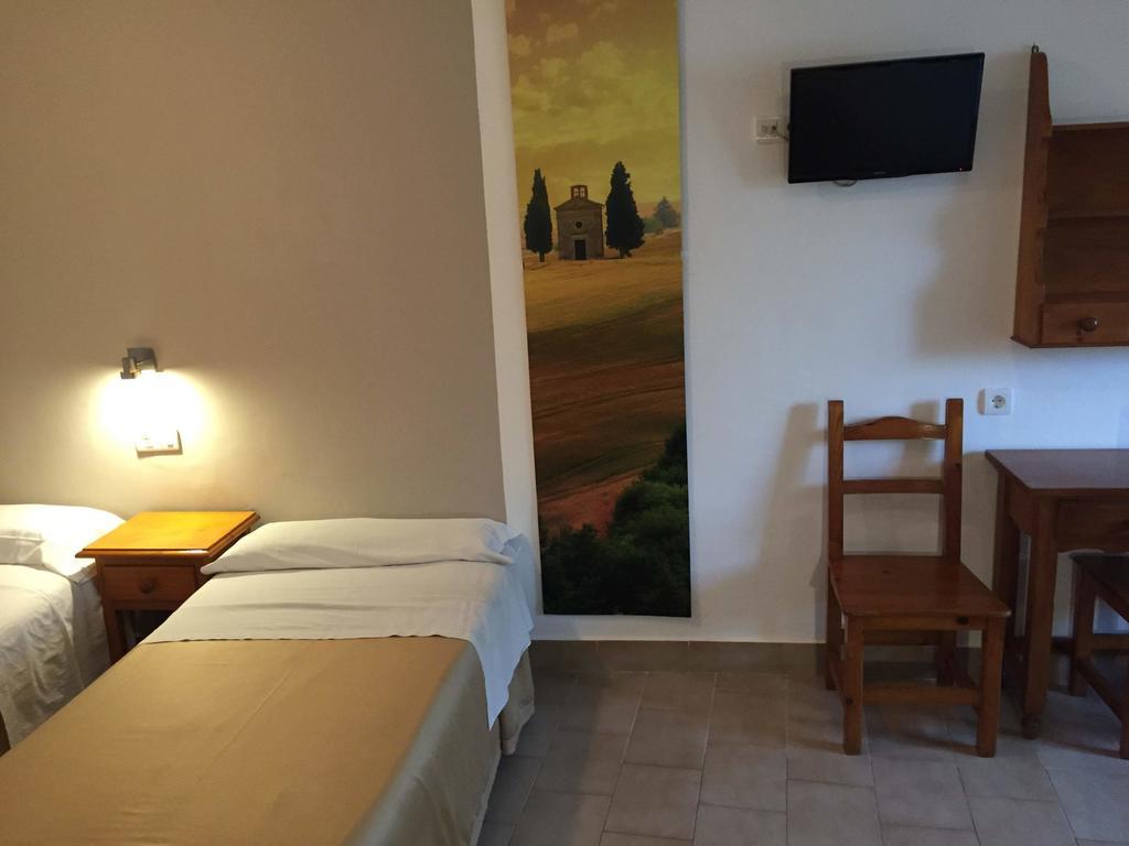 Hostal Puerto Beach موتريل الغرفة الصورة